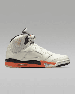 Air Jordan 5 Retro Shoe. Nike SG